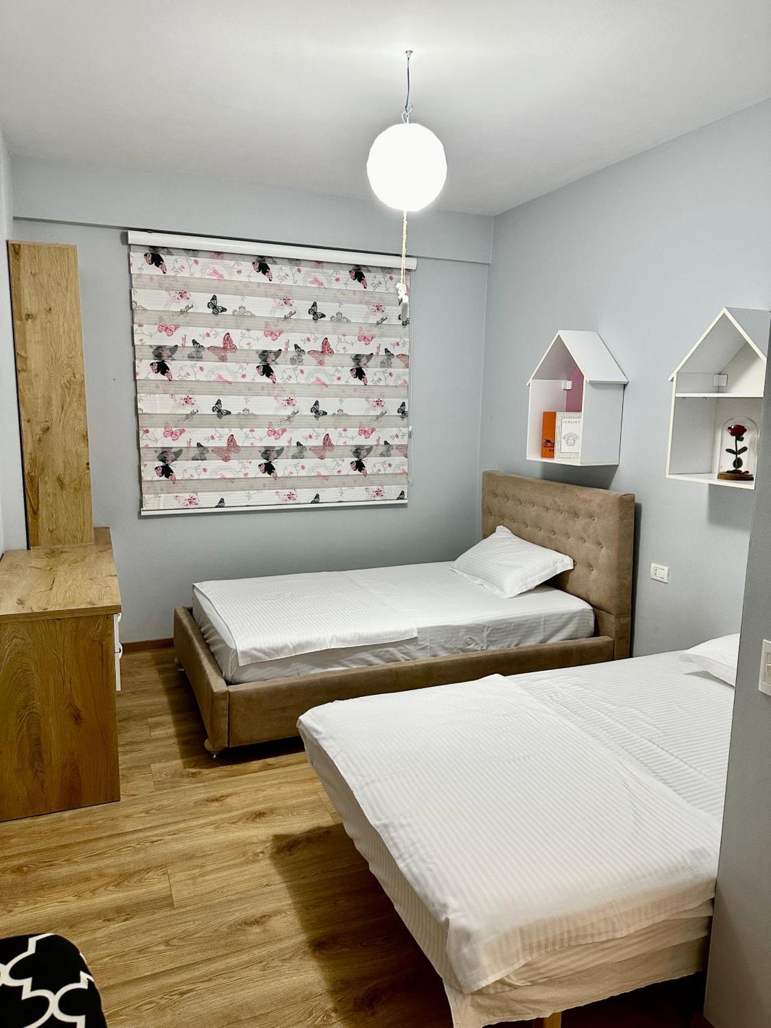 Apartament Holiday Apartament *